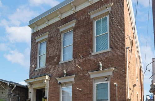 Downtown Louisville House | NuLu & Angel’s Envy at Your Door| Great for Groups
