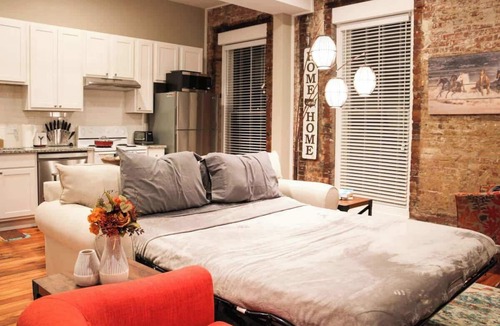Butchertown Apartment | NULU/Butchertown Neat and Twisted Salon/Spa