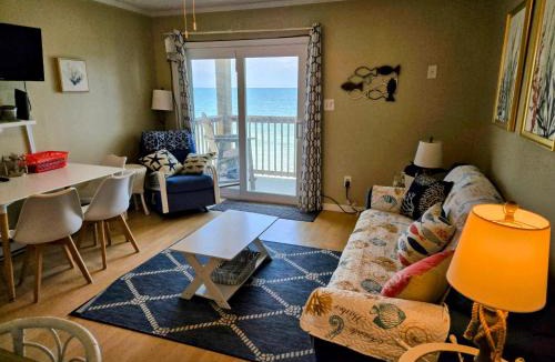 Sneads Ferry House | Ocean Front Paradise 364