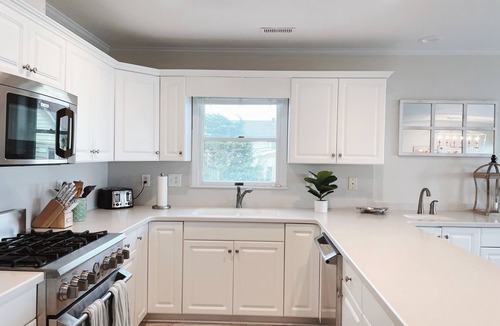 Emerald Isle House | Oceanfront Home-Perfect Location on Emerald Isle-Dog Friendly-BOOKS 1 YEAR OUT