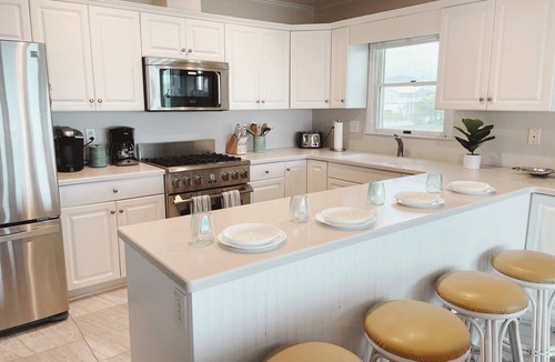 Emerald Isle House | Oceanfront Home-Perfect Location on Emerald Isle-Dog Friendly-BOOKS 1 YEAR OUT