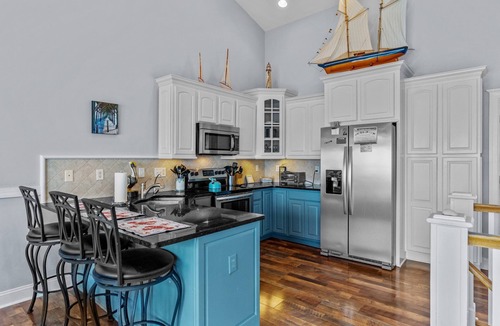 North Topsail Beach House | Oceanfront Gem N Topsail Beach