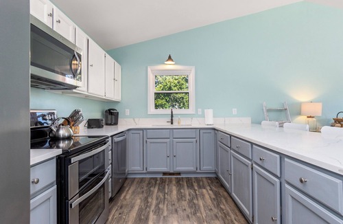 Emerald Isle House | Oceanside 3BR Home w/EV Charger, Decks & Easy Beach Access