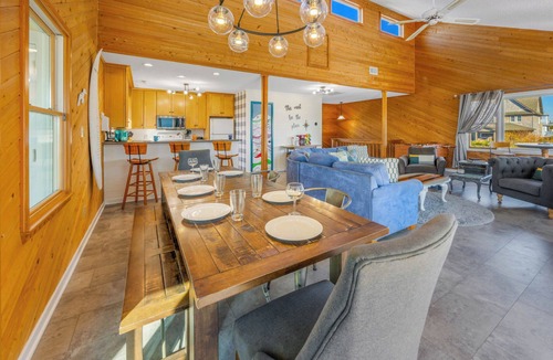 Frisco House | Oceanside 4BR in Frisco with Hot Tub and Game Room
