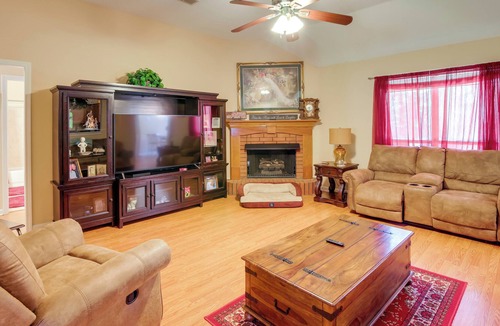 Olive Branch House | Olive Branch Getaway w/ Deck & Charcoal Grill!
