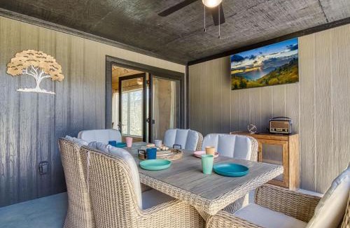 Cosby Ski Chalet | Owners Cabin -Pickleball Court, Creek, WIFI, Mountain Views, Starting at 99