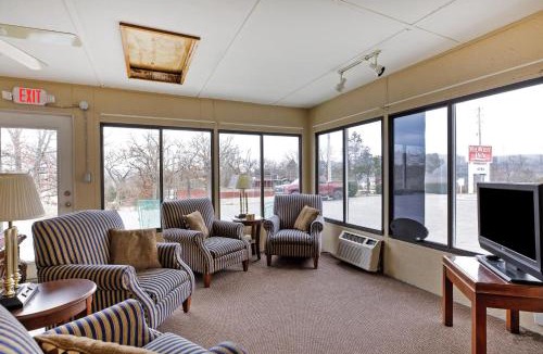 Branson Hotel | OYO Hotel Branson MO-165
