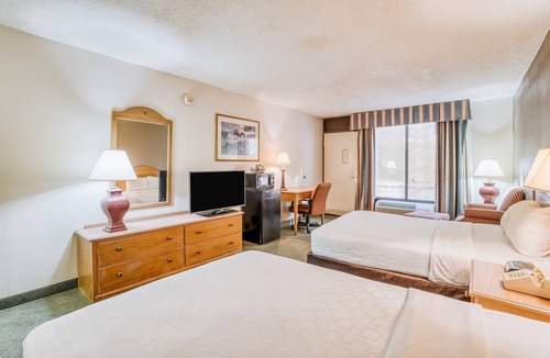 Monroe Hotel | OYO Hotel Monroe LA I-20
