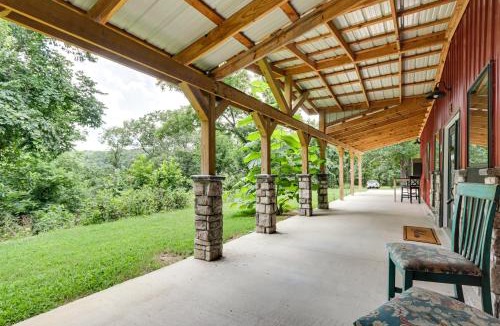 Pineville House | Ozark Barndo Near Bella Vista: Bike, Float & Grill