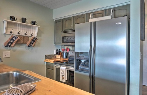 Notch Estates Condo | Ozark Mountain Condo ~ 2 Mi to Silver Dollar City!