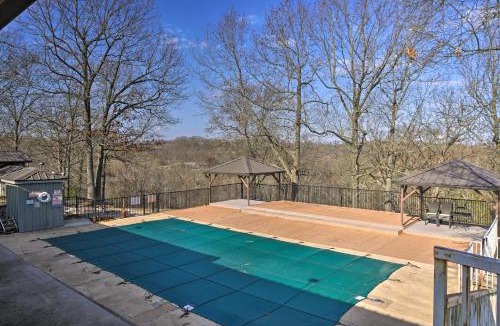 Notch Estates Apartment | Ozark Mountain Condo about 2 Mi to Silver Dollar City!