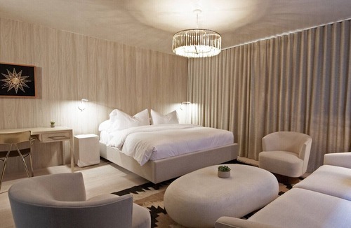 Downtown Santa Fe Hotel | Palace Modern Hotel at the Plaza - Corner Suite 7