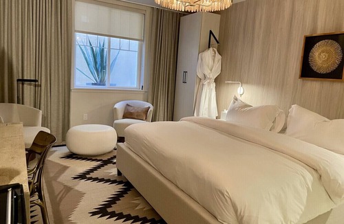 Downtown Santa Fe Hotel | Palace Modern Hotel at the Plaza - King 13
