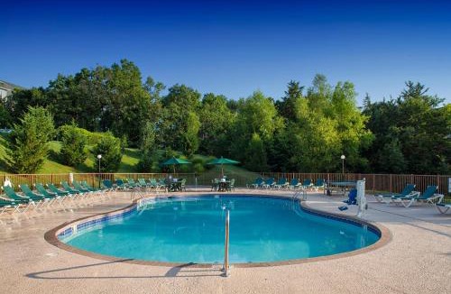 Branson Hotel | Palace View Resort by Spinnaker