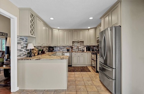 Shelbyville House | Peace and Quiet Close to Louisville - 80+ Acres
