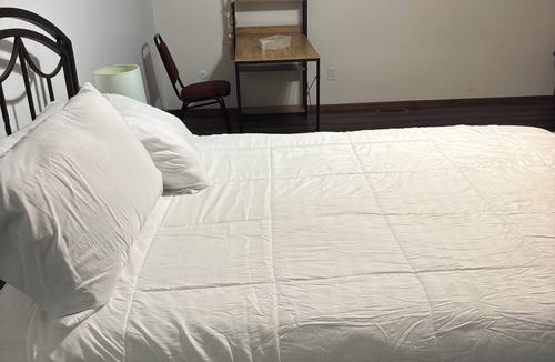 Lawrence House | Peace, family friendly, business vacation home