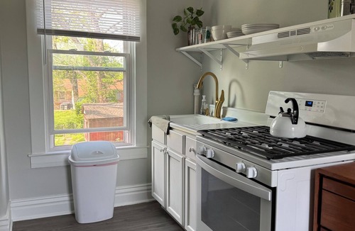 Buechel Apartment | Peaceful 2-bedroom apartment in Buechel, Louisville. Close to YMCA, Costco, Rest