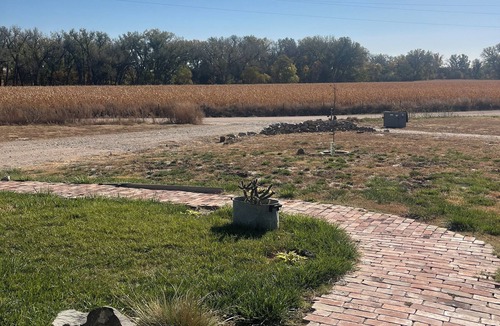 McCook House | Peaceful Country Retreat ideal for hunters and families