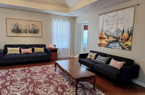 Jeffersonville House | Peaceful, Spacious Living Room, Near Downtown Louisville