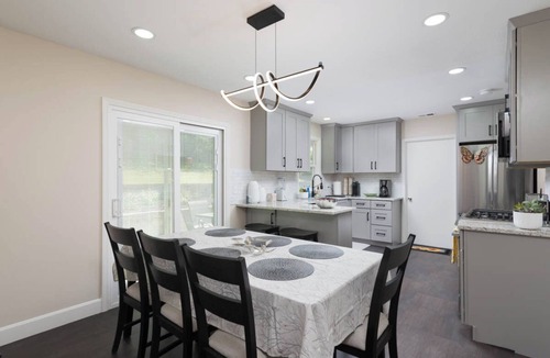 Riverside House | Perfect 4-bedroom house in Riverside, Missouri, near riverwalk, Airport, FIFA Sd