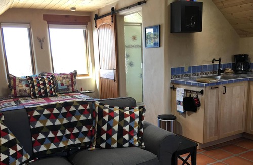 El Prado Apartment | Perfect cozy retreat, midway between Taos and ski valley
