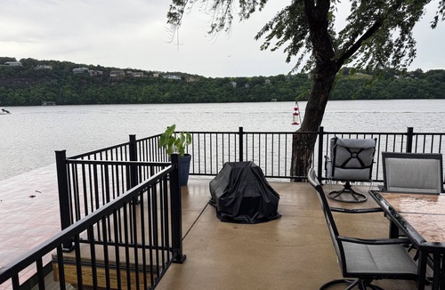 Sunrise Beach House | Pet and Family-Friendly Lakefront Home