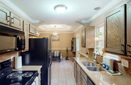 Madison House | Pet & Family Friendly 3 Bed Home Near Nashville Attractions