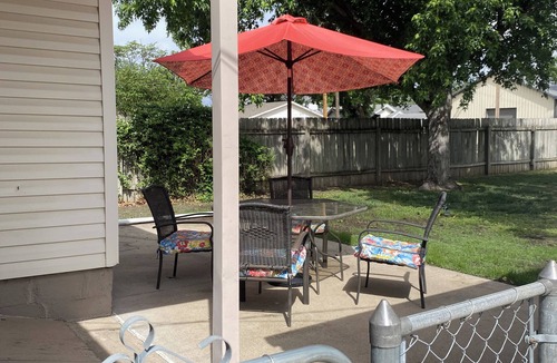 Hutchinson House | Pet-friendly Home 4 Friends