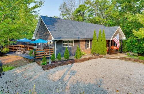 Brandenburg House | Pet-Friendly Otter Creek Rec Area Retreat