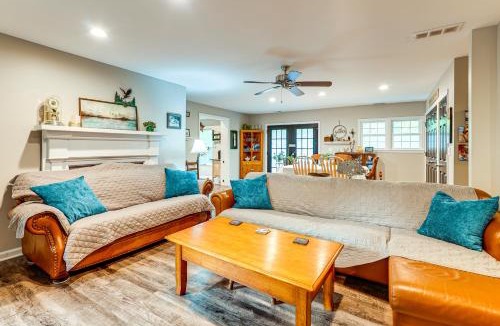 Brandenburg House | Pet-Friendly Otter Creek Rec Area Retreat