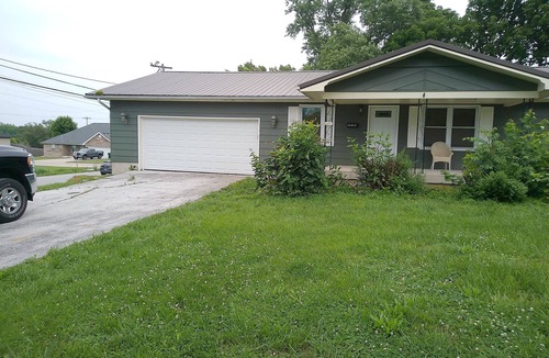 Bolivar House | Pleasant 3-bedroom house in delightful Bolivar with AC