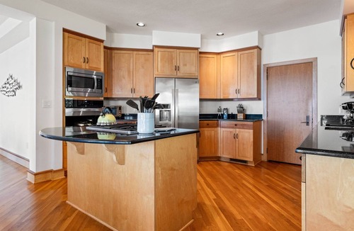 Manteo House | Point Break 6 Bedroom home at Pirate's Cove