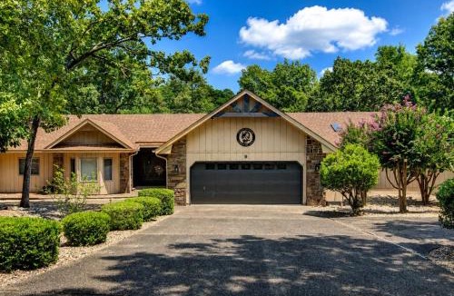 Hot Springs Village House | Pool House on Ponce De Leon