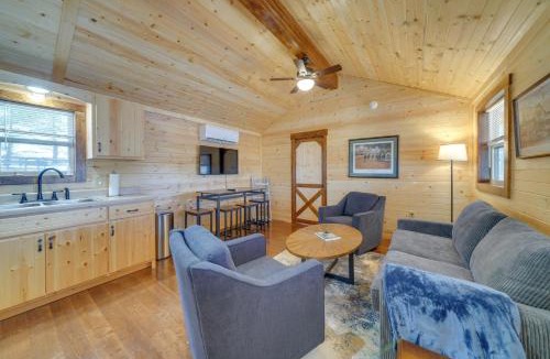 La Grange House | Porch & Pond Views: La Grange Cabin Retreat!