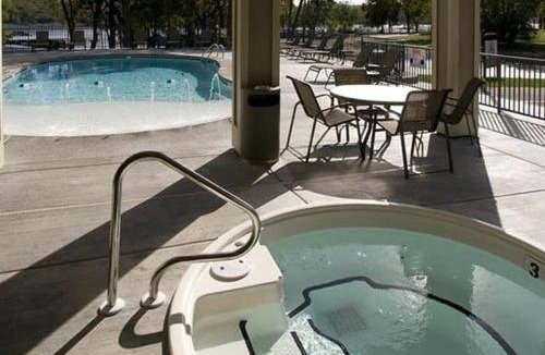 Kimberling City Resort | Port of Kimberling Marina & Resort