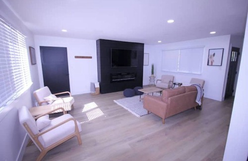 Hays House | Prime on the Nine