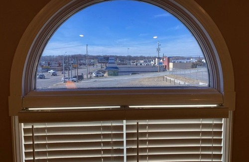 Cape Girardeau Apartment | Private 3 bedroom 2 bath luxury unit