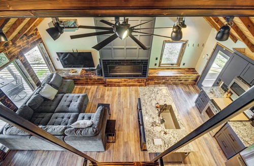 Fairland Cabin | Private Boat Dock on Grand Lake! Modern Cabin