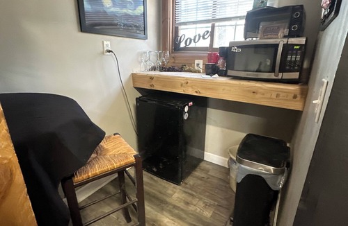 North Kansas City House | Private Bungalow Near Downtown KC, MAJOR INTERNATIONAL SPORTING EVENT Events, Dining & Nightlife