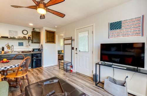 Pineville House | Private Cabin in the Woods, Mtn Biking, Elk River