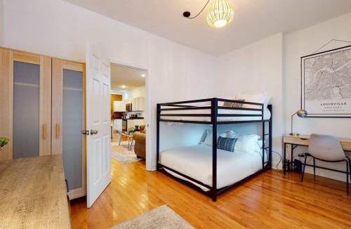 Phoenix Hill House | Private Home-Backyard-Parking Near Nulu Downtown
