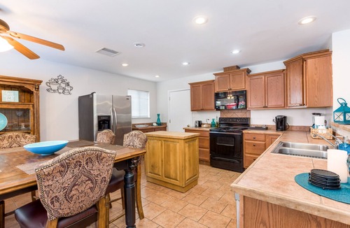 Las Cruces House | Private Oasis Near Old Mesilla - Home with Pool/Spa