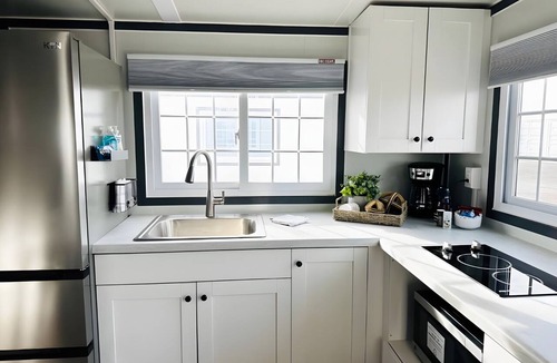 Pecos Apartment | Private Studio Suite with Queen and Full Beds, Full Kitchen and In-Unit Laundry