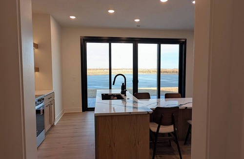 Valley House | Private Waterfront Lake House Near Omaha