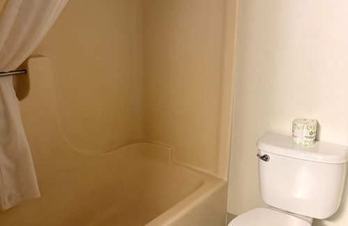 Burwell Hotel | Pump & Pantry Motel