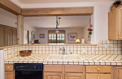 Quail Run Condo | Quail Run 312 | Mountain Views | Penthouse | Private Balcony | Golf Course | Pool & Hot Tub