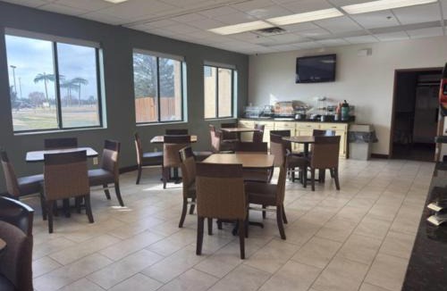 Colby Hotel | Quality Inn & Suites Colby