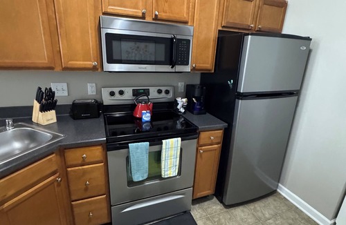 Frankfort Apartment | Quiet Comfortable Frankfort 1BR/1BA Townhome
