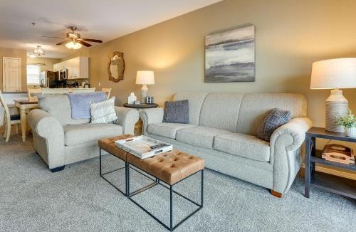 Table Rock Apartment | Quiet Getaway with Balcony Near Branson Strip!