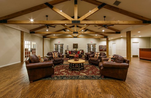 Branson Villa | Quiet Golf Course Villa